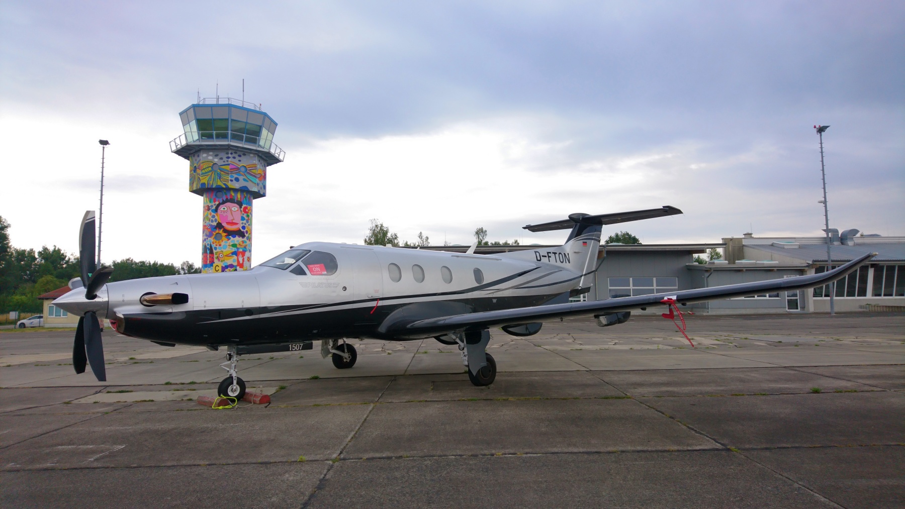 Tower des Flugplatzes Altenburg-Nobitz